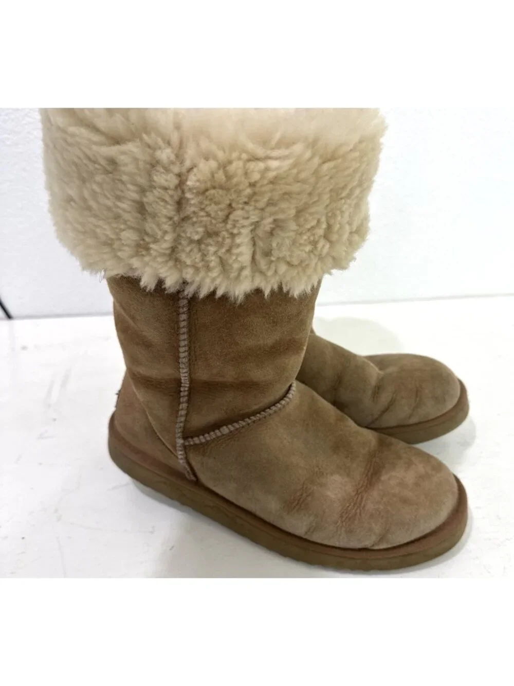 UGG Australia Classic Tall II Boots Chestnut Suede Sheepskin Womens Size US 10